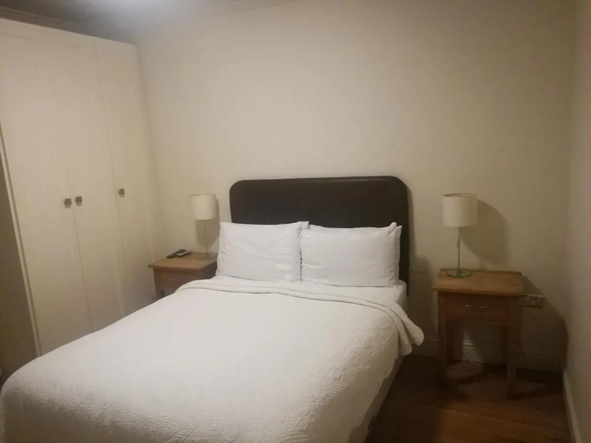 Western Road Guesthouse- Apartments Cork 0*,
