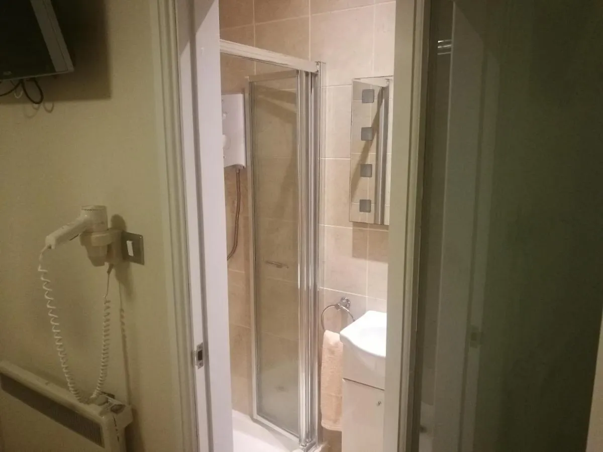 Western Road Guesthouse- Apartments Cork 0*,  Irlandia