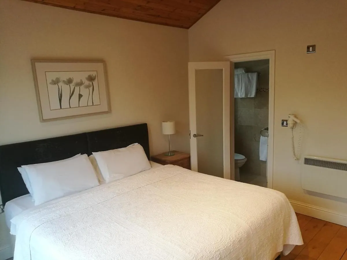 Western Road Guesthouse- Apartments Cork